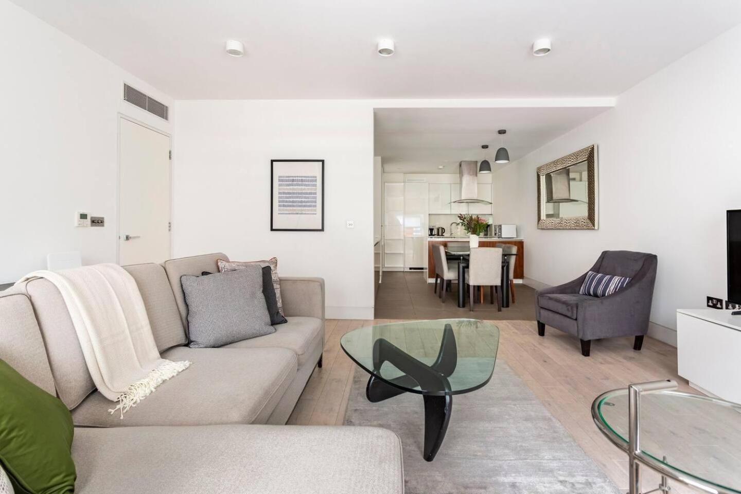 - 2 Beds - Sleeps 4 - Lift * Londra