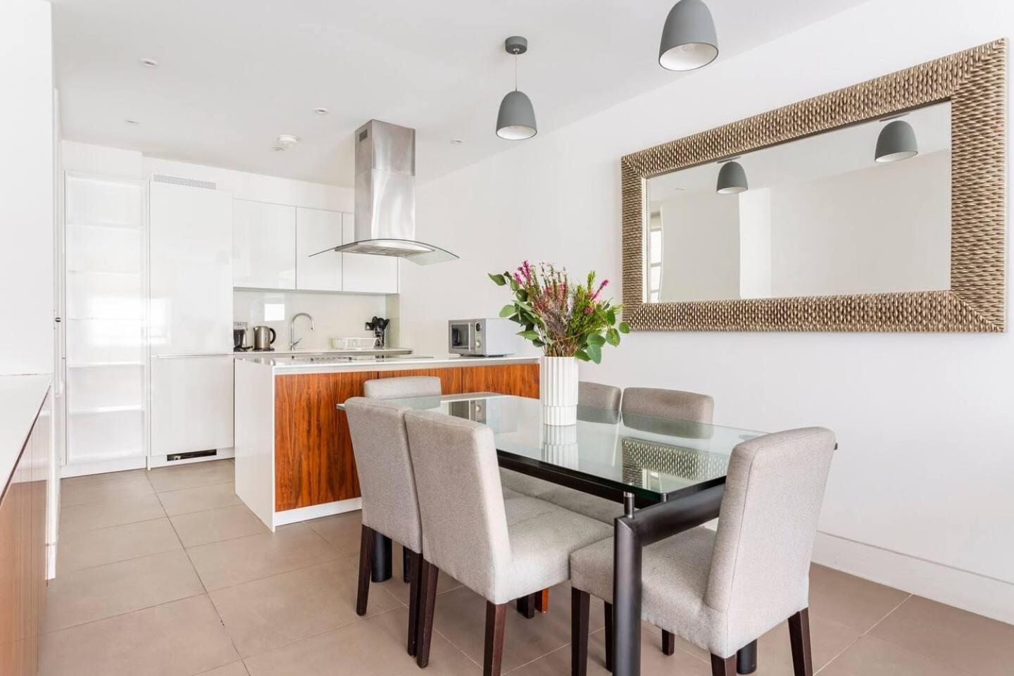 - 2 Beds - Sleeps 4 - Lift Appartamento Londra